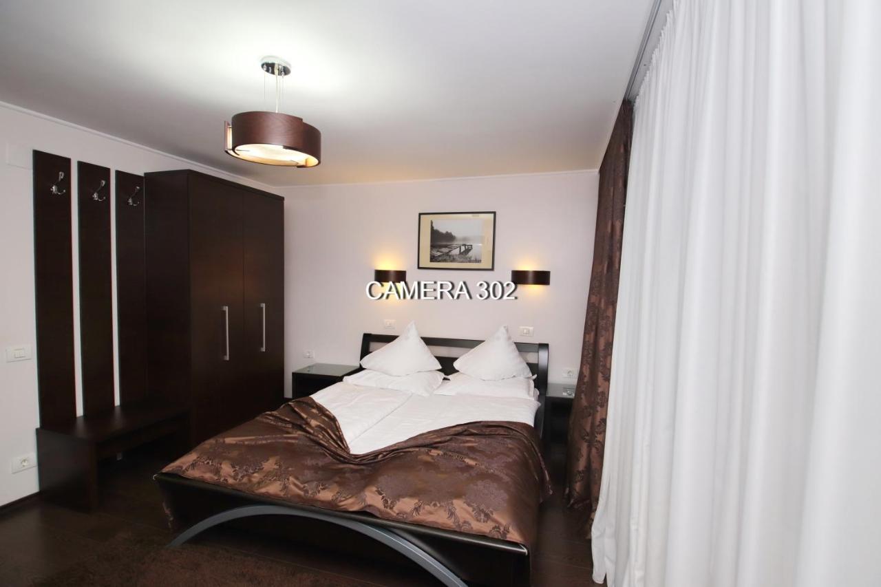 Complex Cochet Hotel Busteni Bagian luar foto